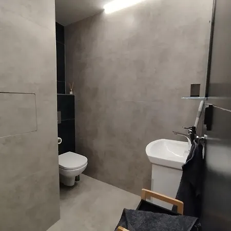 S Vyhladom J&k Apartament Łuczeniec